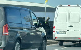 Polizeilage in der Turmstraße mit SEK-Kräften: Festnahme auf offener Straße