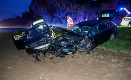 Crash auf der L3199 - vier Fahrzeuge beteiligt und sieben Personen verletzt