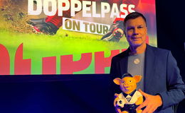 Mit Mario Basler und Matze Knop: "Doppelpass on Tour"