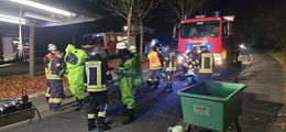 Gefahrgutübung der Feuerwehr Hünfeld und Burghaun im Freibad