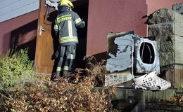 Feuerwehr rückt wegen brennender Waschmaschine aus - keine Verletzten