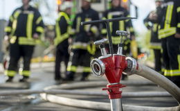 Feuerwehr und Polizei rückten aus: 63-Jähriger verstorben