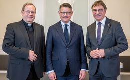 Ministerpräsident Boris Rhein würdigt Engagement der Kirchen