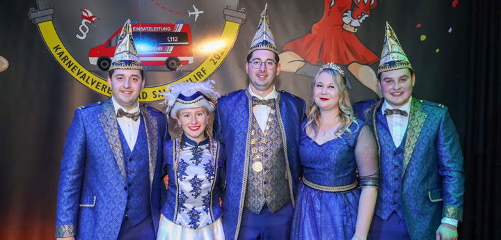 Von Feuerwehr and Showtanz: Prinzenpaar brings the Kulturkessel to Beben