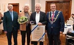 Ehrenmedaille der Stadt: Auszeichnung für Museums-Multitalent Karl Sauerbier