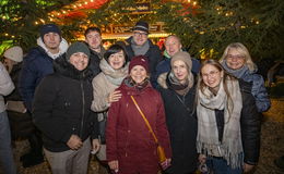 "Die schönste Zeit im Jahr": Weihnachtsmarkt in der Domstadt feierlich eröffnet