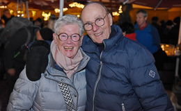 Stimmungsvoller Weihnachtsmarkt in der mittelalterlichen Altstadt