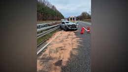 Crash zwischen Lkw und Pkw - Vier Kilometer Rückstau auf der A66