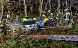 Alleinunfall auf regennasser B27 - Mutter und zwei Kinder (1 und 9) verletzt