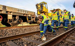 Güterzug verliert fünf Tonnen Zuckerrüben - Bahnstrecke kurzzeitig gesperrt