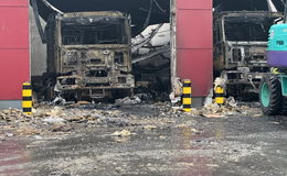 127 Einsatzkräfte vor Ort - Wieder ein Feuerwehrgerätehaus in Flammen!