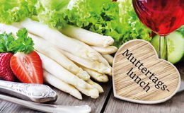 Muttertagslunch bei antonius am 11.Mai 2025 – Spargel meets Grill
