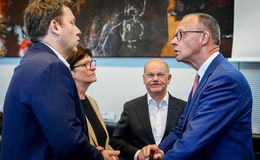 18 für Deutschland: Regierungsteam ist komplett, Spahn führt Unionsfraktion