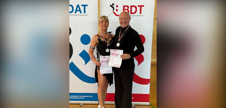 Einen glänzenden Turnierauftritt legte das Fuldaer Tanzpaar Axel Müller und Christine Kramer-Müller beim 17. Hessen Cup in Frankfurt hin.