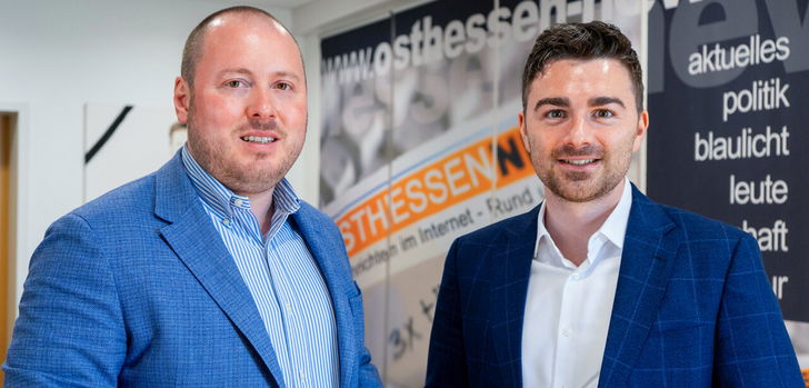 Blitz-Interview in der OSTHESSEN|NEWS-Zentrale: CDU-General Leopold Born und O|N-Chef Christian P. Stadtfeld