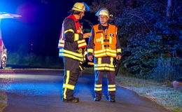 In der Nacht: Küchenbrand wird von Bewohnern selbst gelöscht