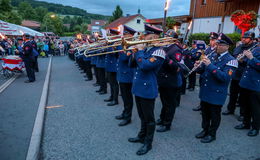 100 Jahre im Dienst der Allgemeinheit: Feuerwehr Schmalnau in Feierlaune