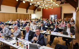 In Ungarn sprechen sie Deutsch: Neue Partnerschaft mit "Stiffollern"