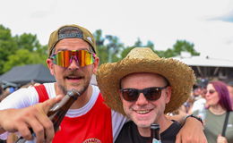 Gute Laune bei Ballermann-Feeling: Große Feier bei "Mallorca-Sommer-Festival"