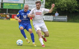 Letztes Heimspiel in der Hessenliga: SV Steinbach verliert 0:1 gegen Marburg