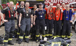 SkyRun im Messeturm: 609 Teilnehmer von Feuerwehr und Rettungsdienst