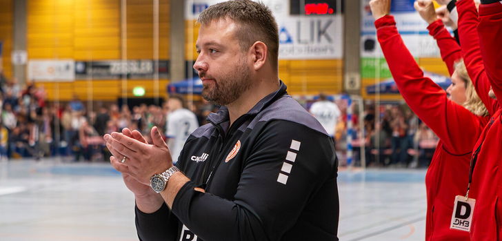 Der TV Gelnhausen setzt auch in der kommenden Saison auf Kontinuität an der Seitenlinie und hat den Vertrag mit Cheftrainer Matthias Geiger um ein Jahr verlängert.