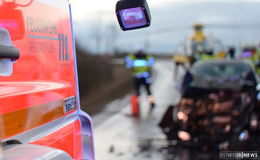 Plötzlich steht ein Pkw in Flammen: Ersthelfer eilen sofort zur Stelle