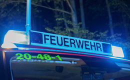 Rauchmelder verhindert Schlimmeres: Zwei Leichtverletzte bei Kellerbrand