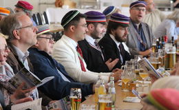 Geselligkeit und Tradition beim Bürgerfrühschoppen in der Orangerie Fulda