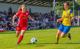Fußballerinnen  im Stadion Oberau - Bilderserie (2) von André Söllner