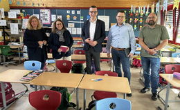 Vize-Landrat Krug besucht Kindheits-Grundschule