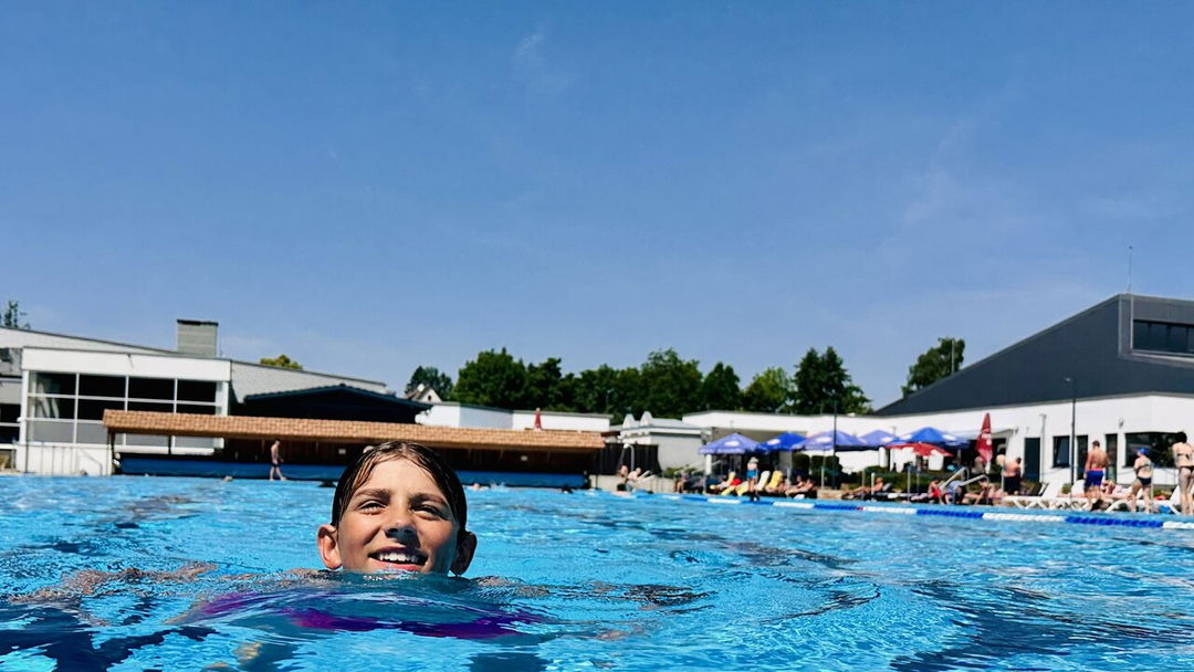 Freibad-Wiederer-ffnung-Alsfeld-feiert-sein-Sommer-Zuhause