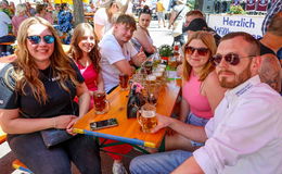 Tradition, Stimmung und Genuss: Der Johannismarkt lockt viele Besucher an