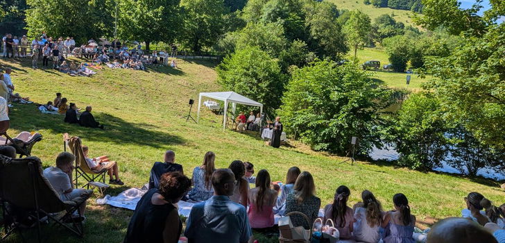 In idyllischer Kulisse am Guckaisee am Fuß der Wasserkuppe in der Rhön fand das Tauffest des Kooperationsraums Rhön am Sonntag statt.