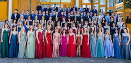 Verleihung der Abiturzeugnisse an 98 Absolventen der Albert-Schweitzer-Schule