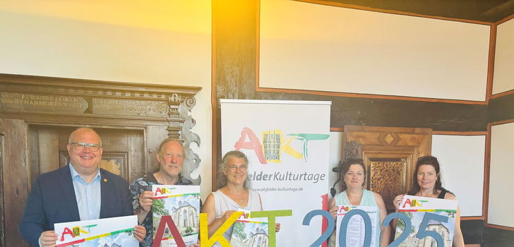Bei der Vorstellung des Programms im Alsfelder Rathaus (v. l.): Bürgermeister Stephan Paule, Walter Windisch-Laube, Tanja Gremmel, Traudi Schlitt und Anja Kierblewski.