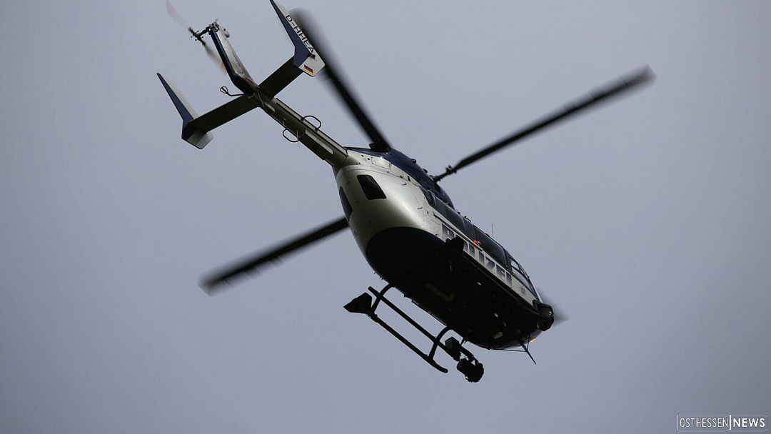 Einbruch-im-Industriegebiet-T-ter-werden-mit-Polizeihubschrauber-gesucht