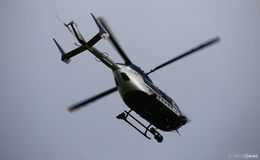 Einbruch im Industriegebiet - Täter werden mit Polizeihubschrauber gesucht