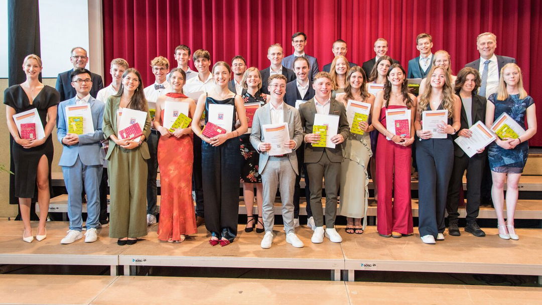 An-der-Winfriedschule-Alle-haben-das-Abitur-bestanden