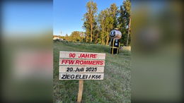 Dekorierte Strohfigur zum 90. Jähriges Jubiläum umgeworfen und beschädigt