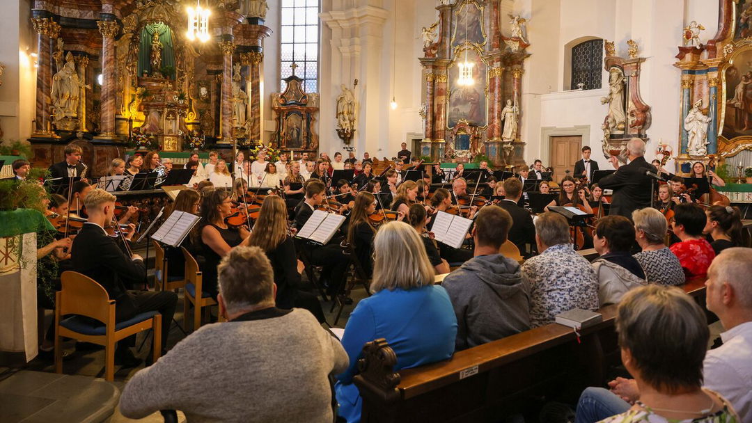 Sommerliches-Benefizkonzert-ber-hrt-Herz-und-Sinne