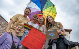 Bunt statt braun: 2.000 Teilnehmer zeigt Haltung beim CSD 2025