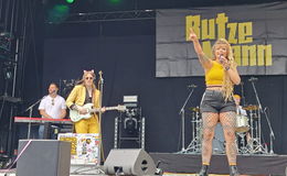 Hier springen selbst die Steckenpferde: Endlich ist Haune-Rock