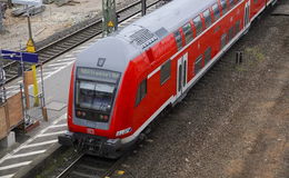 Nach Verspätungen und Ausfällen: Arbeiten an der Oberleitung abgeschlossen