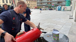 Einsatz in der Innenstadt: Mülleimer brennt am Universitätsplatz