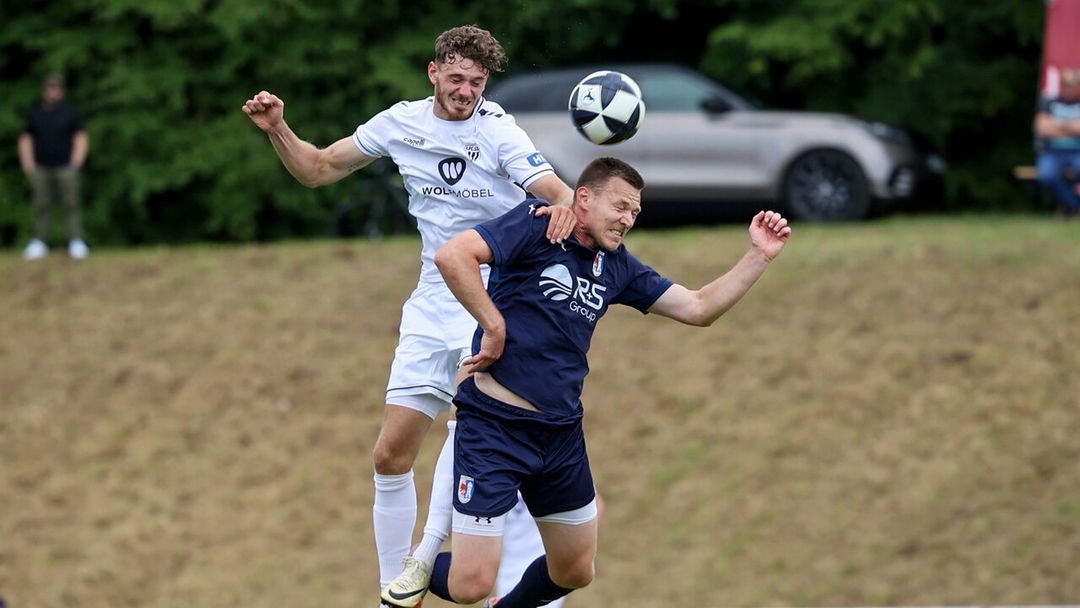 Gro-e-Freude-SG-Barockstadt-siegt-3-1-gegen-1-FC-Schweinfurt