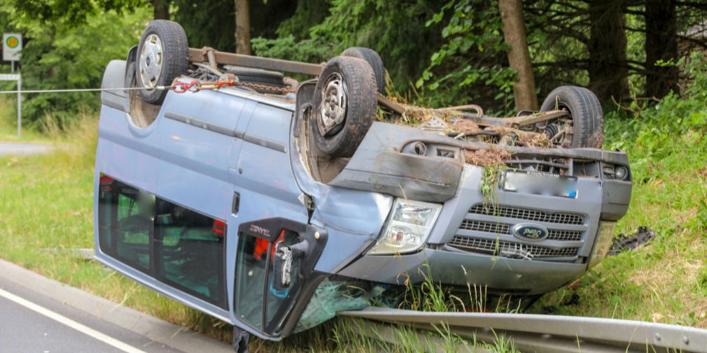 43-Jähriger Stirbt Bei Unfall - Mediathek