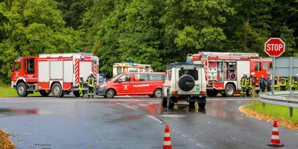 Radfahrerin Tödlich Verletzt - Unfall Im Kreuzungsbereich - Mediathek